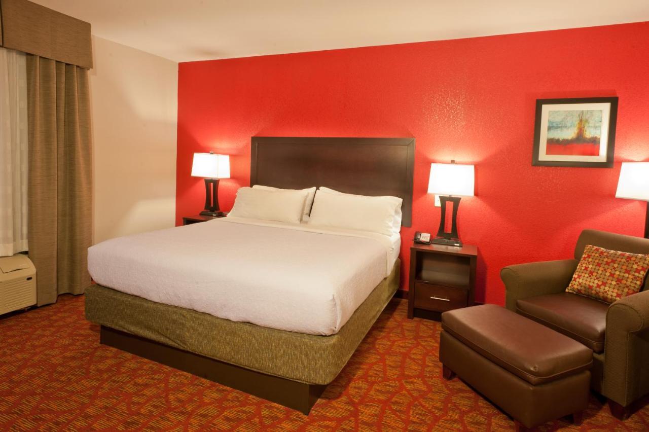 Holiday Inn Guin By Ihg Twin Eksteriør bilde