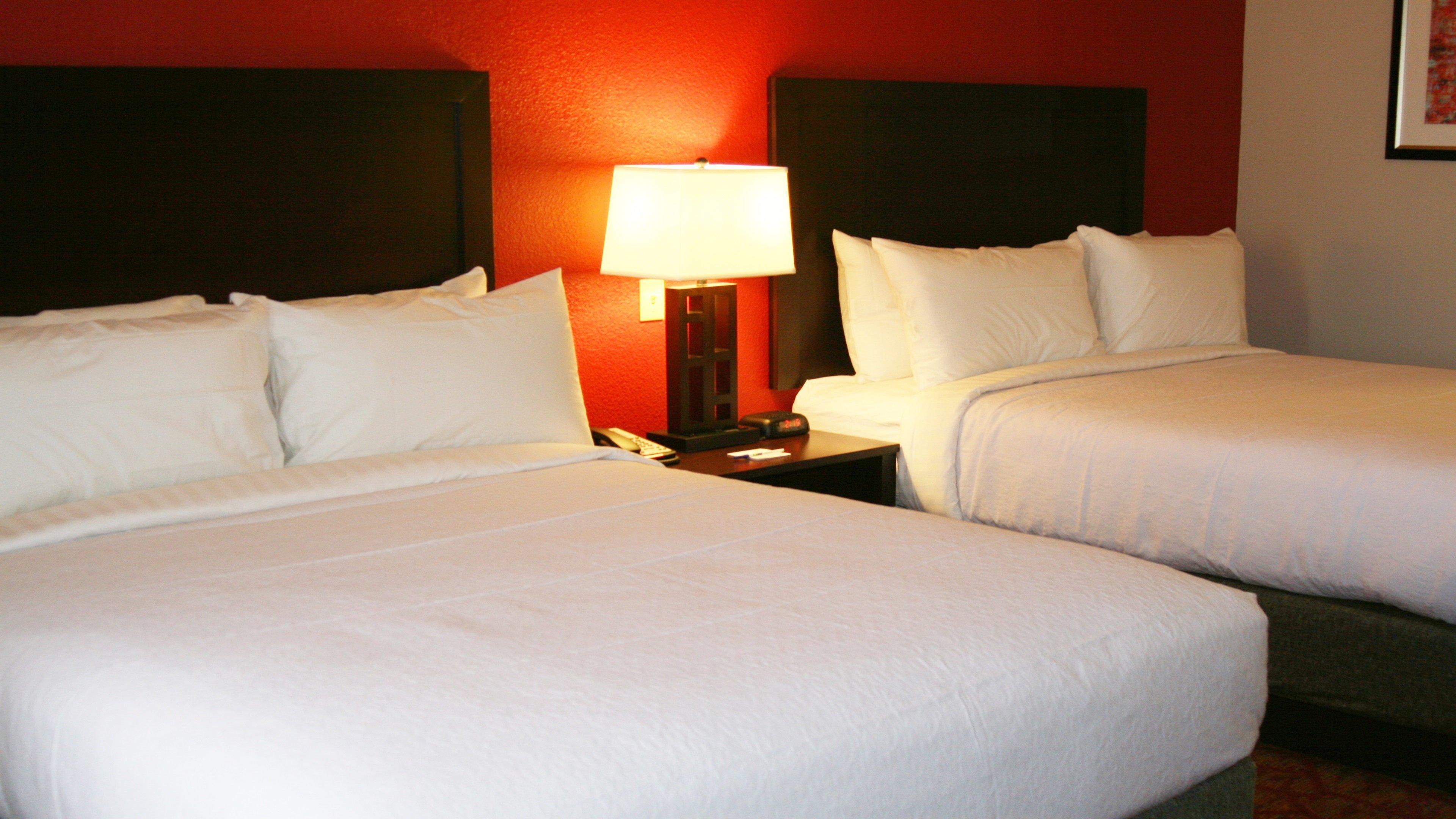 Holiday Inn Guin By Ihg Twin Eksteriør bilde